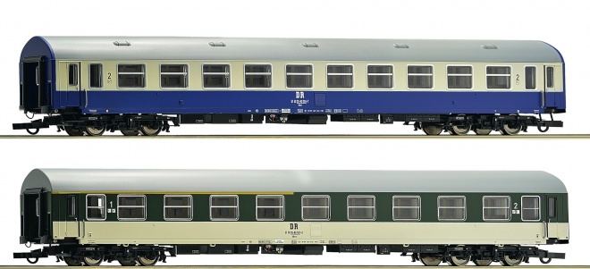 Set of 2 Passenger cars type Y/B 70 in experimental livery<br /><a href='images/pictures/Roco/178984.jpg' target='_blank'>Full size image</a>
